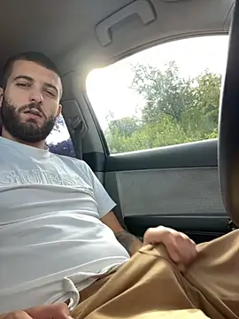 Snapshot of ElChapoGuzman95 chatting on September 2025 07:52:02 AM ElChapoGuzman95 online show from September 2025 07:52:02 AM