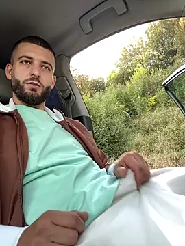 Snapshot of ElChapoGuzman95 chatting on September 2025 07:36:01 AM ElChapoGuzman95 online show from September 2025 07:36:01 AM