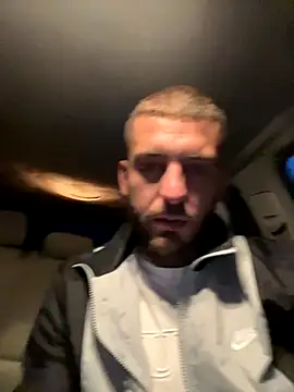 Snapshot of ElChapoGuzman95 chatting on October 2025 03:58:02 AM ElChapoGuzman95 online show from October 2025 03:58:02 AM