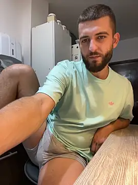 Snapshot of ElChapoGuzman95 chatting on October 2025 07:22:01 PM ElChapoGuzman95 online show from October 2025 07:22:01 PM