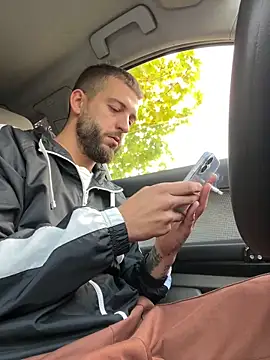 Snapshot of ElChapoGuzman95 chatting on October 2025 05:28:01 AM ElChapoGuzman95 online show from October 2025 05:28:01 AM