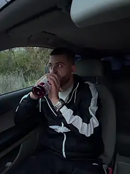 Snapshot of ElChapoGuzman95 chatting on October 2025 04:53:01 AM ElChapoGuzman95 online show from October 2025 04:53:01 AM