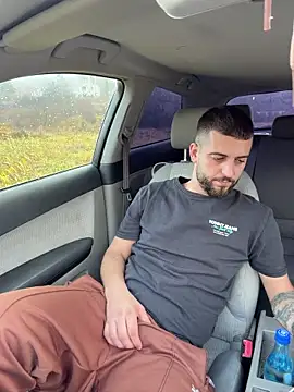 Snapshot of ElChapoGuzman95 chatting on November 2025 07:19:01 AM ElChapoGuzman95 online show from November 2025 07:19:01 AM