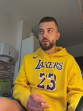 Snapshot of ElChapoGuzman95 chatting on December 2025 06:18:01 AM ElChapoGuzman95 online show from December 2025 06:18:01 AM