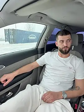 Snapshot of ElChapoGuzman95 chatting on January 2026 07:54:01 AM ElChapoGuzman95 online show from January 2026 07:54:01 AM