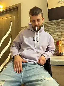 Snapshot of ElChapoGuzman95 chatting on February 2026 05:06:01 AM ElChapoGuzman95 online show from February 2026 05:06:01 AM