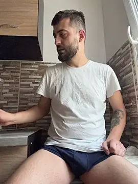 Snapshot of ElChapoGuzman95 chatting on February 2026 06:51:01 AM ElChapoGuzman95 online show from February 2026 06:51:01 AM