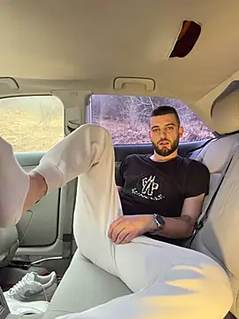 Snapshot of ElChapoGuzman95 chatting on February 2026 08:40:02 AM ElChapoGuzman95 online show from February 2026 08:40:02 AM