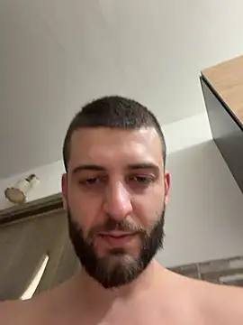 Snapshot of ElChapoGuzman95 chatting on February 2026 08:04:02 PM ElChapoGuzman95 online show from February 2026 08:04:02 PM