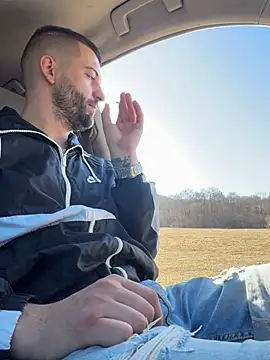 Snapshot of ElChapoGuzman95 chatting on March 2026 08:10:01 AM ElChapoGuzman95 online show from March 2026 08:10:01 AM