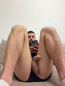 Snapshot of ElChapoGuzman95 chatting on March 2026 06:44:02 PM ElChapoGuzman95 online show from March 2026 06:44:02 PM