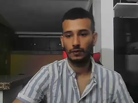 Snapshot of talktome4 chatting on June 2026 09:17:02 PM talktome4 online show from June 2026 09:17:02 PM
