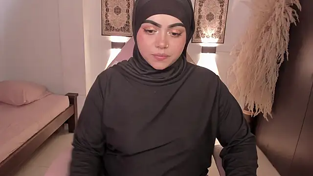 shayla 18 online show from April 2026 07:58:02 PM