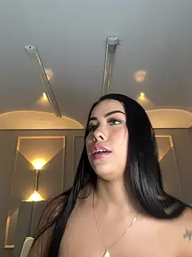 Snapshot of Miss_blue69 chatting on January 2025 04:29:01 PM Miss blue69 online show from January 2025 04:29:01 PM