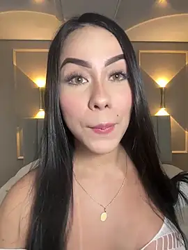 Snapshot of Miss_blue69 chatting on January 2025 04:41:02 AM Miss blue69 online show from January 2025 04:41:02 AM