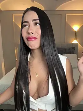 Snapshot of Miss_blue69 chatting on January 2025 01:43:02 AM Miss blue69 online show from January 2025 01:43:02 AM