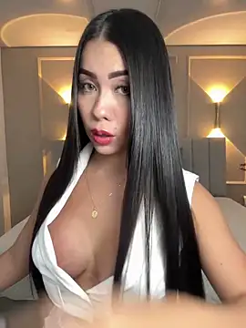 Snapshot of Miss_blue69 chatting on January 2025 04:45:01 AM Miss blue69 online show from January 2025 04:45:01 AM