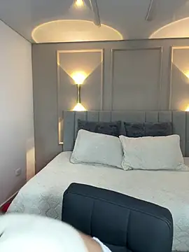 Snapshot of Miss_blue69 chatting on February 2025 01:43:02 AM Miss blue69 online show from February 2025 01:43:02 AM