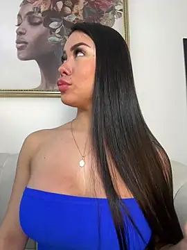 Snapshot of Miss_blue69 chatting on November 2025 01:57:02 PM Miss blue69 online show from November 2025 01:57:02 PM