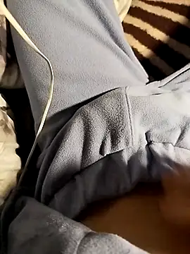 Snapshot of Neria chatting on March 2025 12:33:02 AM Neria online show from March 2025 12:33:02 AM