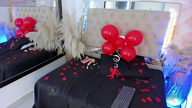 Snapshot of ainaah_ chatting on February 2025 02:44:01 PM ainaah online show from February 2025 02:44:01 PM