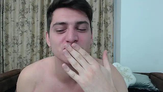 Snapshot of AndyFame chatting on December 2024 07:18:01 AM AndyFame online show from December 2024 07:18:01 AM