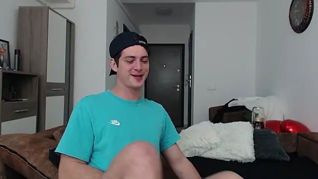 Snapshot of AndyFame chatting on February 2025 04:25:01 AM AndyFame online show from February 2025 04:25:01 AM