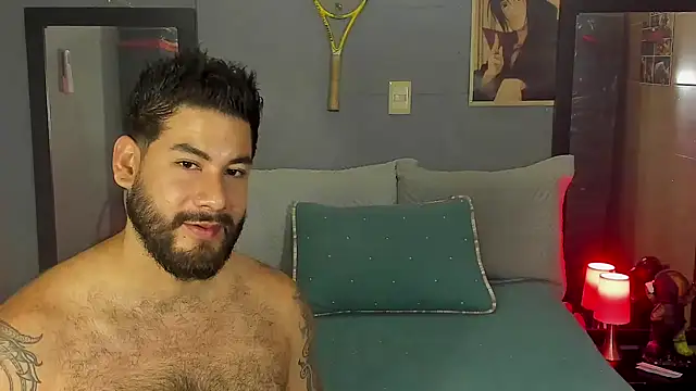 Prometeo-grizzly online show from February 2025 01:10:01 PM