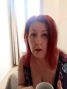 Snapshot of MaggieMoonxxx chatting on November 2025 12:27:02 PM MaggieMoonxxx online show from November 2025 12:27:02 PM