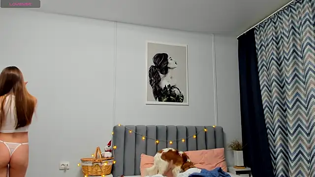 Snapshot of Peggy_Beauty chatting on December 2024 08:15:01 PM Peggy Beauty online show from December 2024 08:15:01 PM