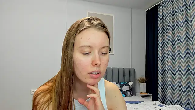 Snapshot of Peggy_Beauty chatting on January 2025 01:31:01 PM Peggy Beauty online show from January 2025 01:31:01 PM