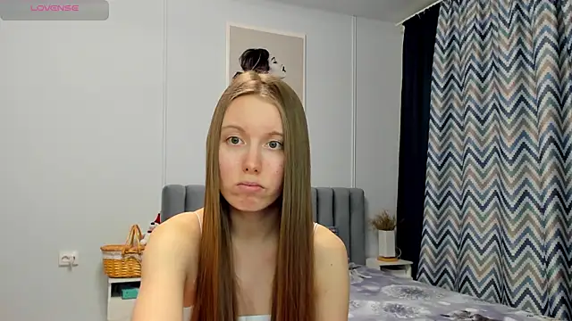 Snapshot of Peggy_Beauty chatting on January 2025 08:55:01 PM Peggy Beauty online show from January 2025 08:55:01 PM