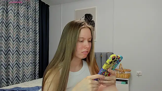 Snapshot of Peggy_Beauty chatting on February 2025 04:53:02 PM Peggy Beauty online show from February 2025 04:53:02 PM