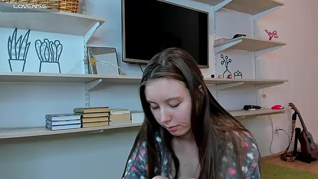 Peggy Beauty online show from February 2026 04:03:02 PM