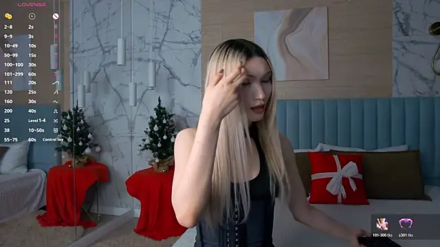 Snapshot of CarolReeves chatting on January 2026 04:54:02 PM CarolReeves online show from January 2026 04:54:02 PM