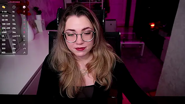 Snapshot of RemyCute chatting on January 2026 06:32:02 PM RemyCute online show from January 2026 06:32:02 PM