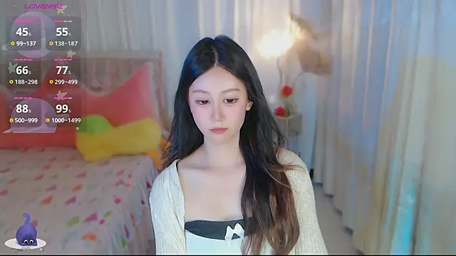 Aimee-520 online show from May 2026 08:00:01 AM