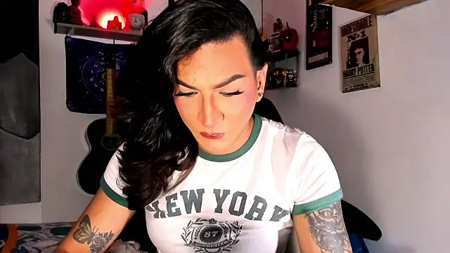 dariell smokesexx online show from March 2026 08:25:01 PM