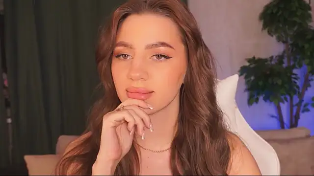 Snapshot of MaryHillty chatting on December 2024 04:10:02 PM MaryHillty online show from December 2024 04:10:02 PM