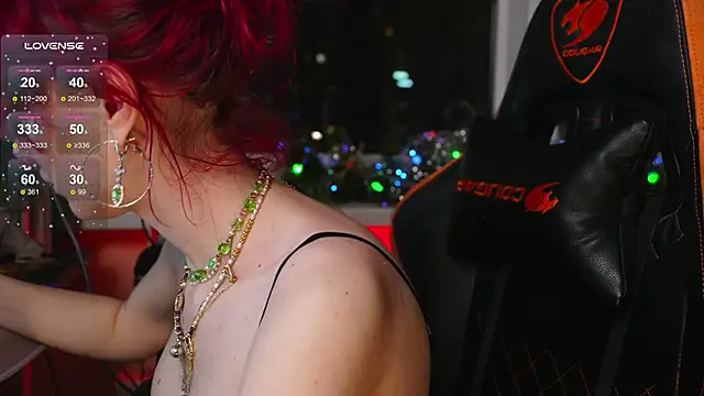 BlueCherryy online show from December 2025 06:35:02 PM