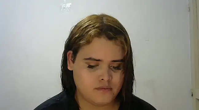 Snapshot of antonellasex1998 chatting on December 2024 06:25:02 AM antonellasex1998 online show from December 2024 06:25:02 AM