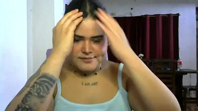 Snapshot of antonellasex1998 chatting on November 2025 12:54:01 AM antonellasex1998 online show from November 2025 12:54:01 AM