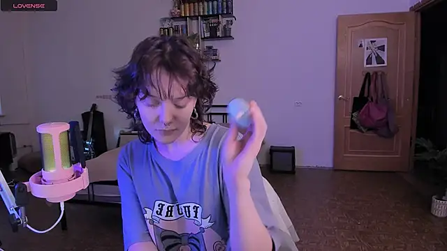 cyber whore  online show from September 2025 02:55:01 PM