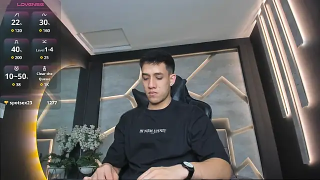 Snapshot of alexgiraldo_ chatting on January 2025 02:17:02 PM alexgiraldo online show from January 2025 02:17:02 PM