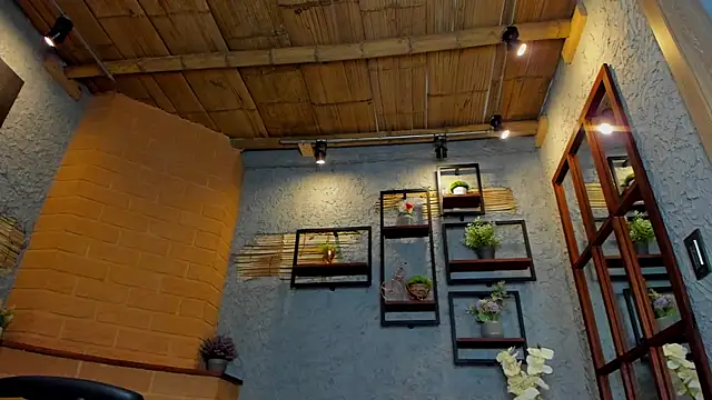 Snapshot of alexgiraldo_ chatting on February 2025 06:04:02 PM alexgiraldo online show from February 2025 06:04:02 PM