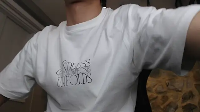 Snapshot of alexgiraldo_ chatting on March 2025 10:16:01 PM alexgiraldo online show from March 2025 10:16:01 PM