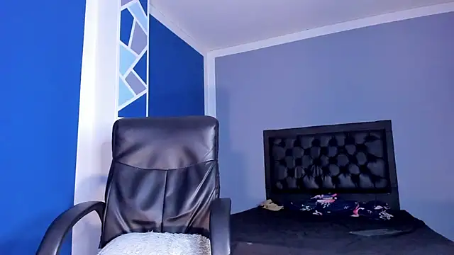 Snapshot of alex_oficial chatting on February 2025 08:31:02 AM alex oficial online show from February 2025 08:31:02 AM