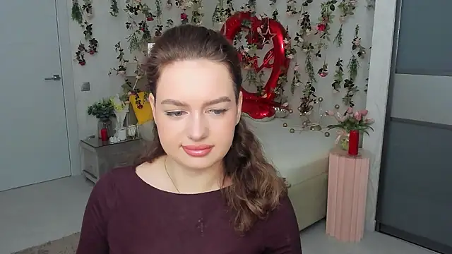 MiracleCurly online show from February 2026 04:03:02 PM