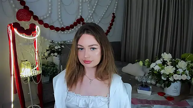 MiracleCurly online show from May 2026 07:20:01 PM