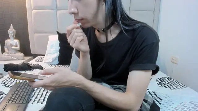 Hecatee 77 online show from March 2025 07:48:02 PM